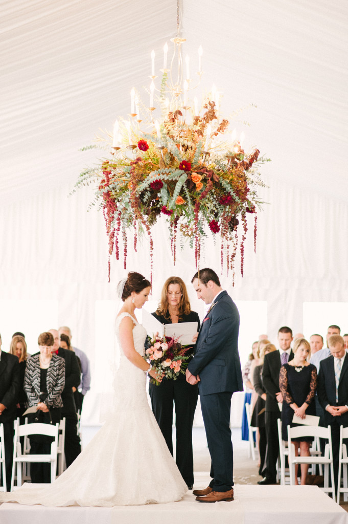 Frontier Flowers of Fontana designs stunning weddings at the Abbey Resort in Fontana, Wisconsin. Photography Graciously Provided by: Jenna Kutcher